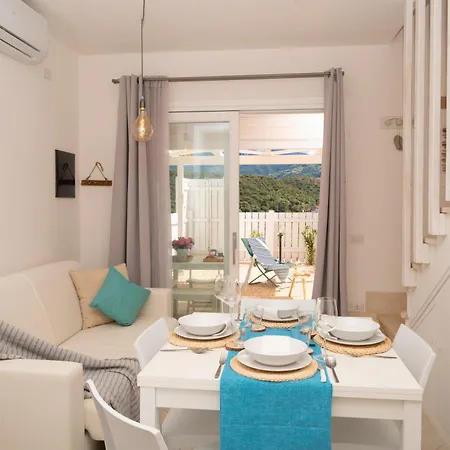 Holiday home Domo#30 - Villino Con Piscina, Giardino E Parcheggio Privato
